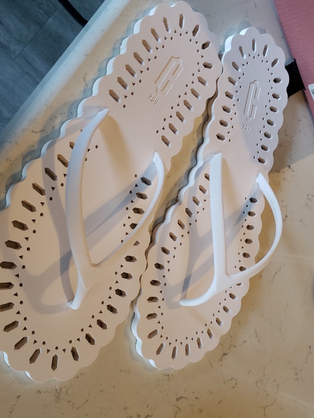 Women's White Scalloped Strap Flip Flop Sandals